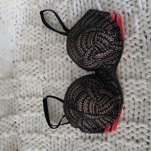 Victorias Secret Very Sexy Multi-Way Push Up